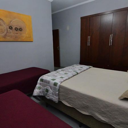 Villa Casa Aconchegante Proxima A Basilica! Aparecida  Esterno foto